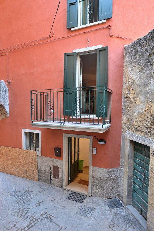 Apartment Del Pescatore Torri Del Benaco Luaran gambar